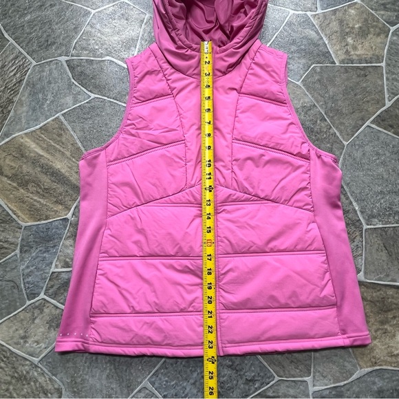AVIA Hooded Puffer Vest - Picture 9 of 10